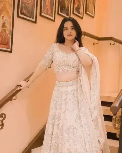 Escort Service In Ahmednagar
